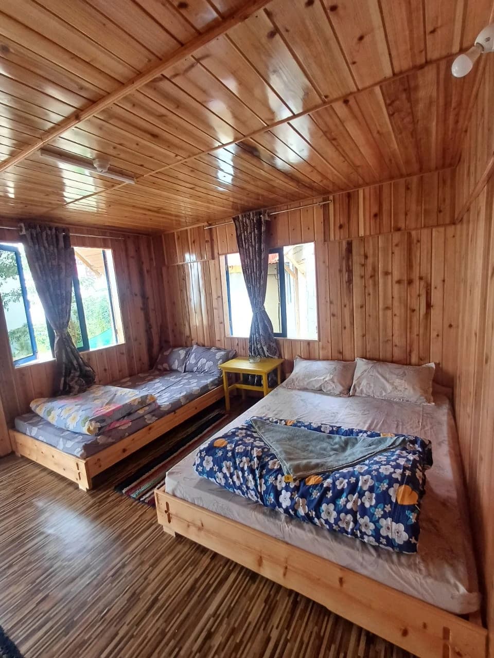 Double bed room Type B at Rigsel Homestay, Kalimpong